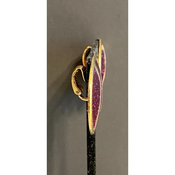 Avon Vintage Red Sparkle Enamel Gold Tone Round Clip On Earrings - Picture 4 of 9